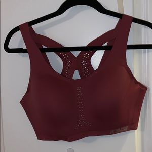 Victoria Sport Razor Back Sports Bra